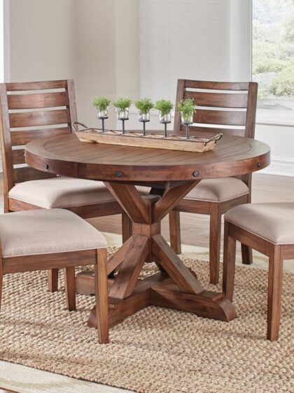 Pedestal Table