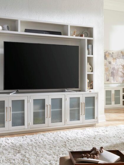 97" Hutch