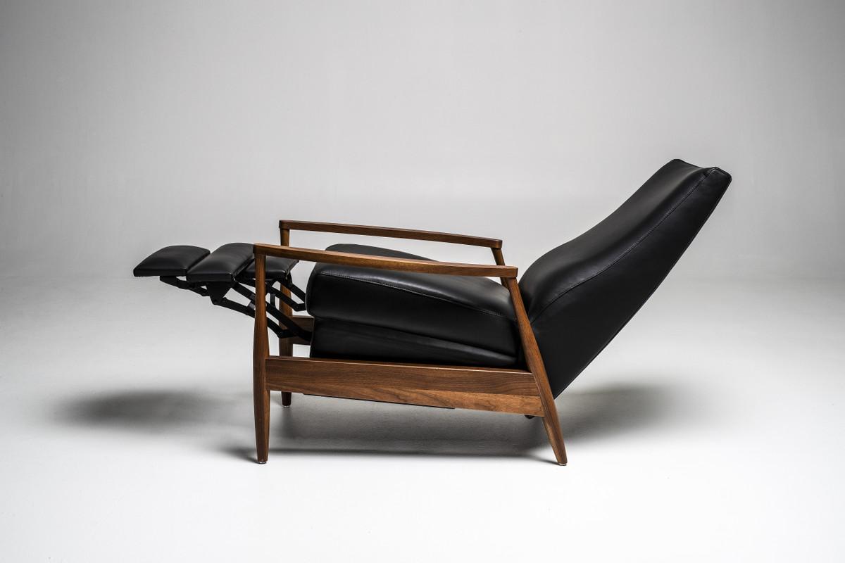 Aston Modern Recliner Chair American Leather - Image 6
