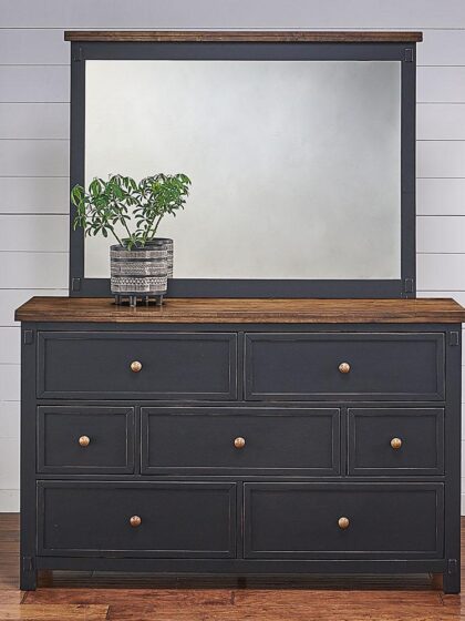 DRESSER