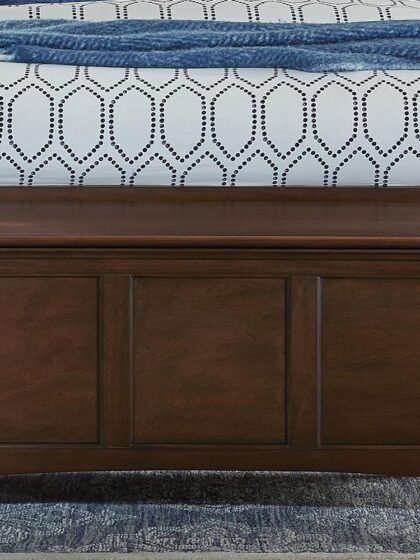 Cedar Lined Blanket Trunk