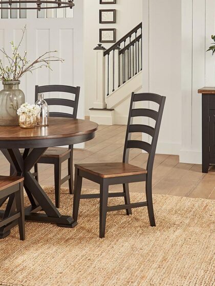 ROUND TO OVAL TABLE