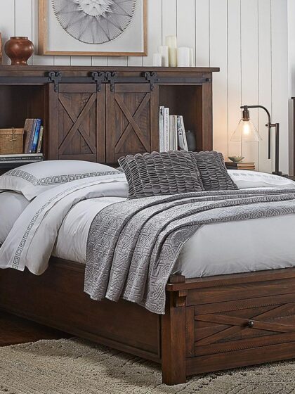 CAL-KING STORAGE HDBR W/ STORAGE FOOTBOARD
