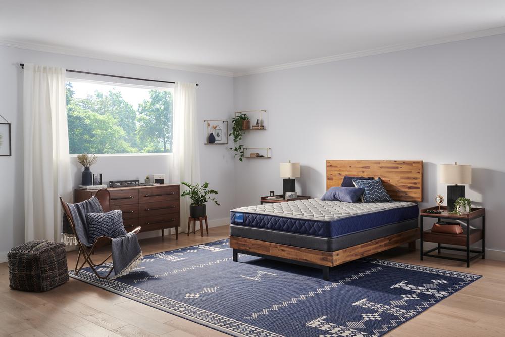 Resting Manor Foam Tight Top Twin Long